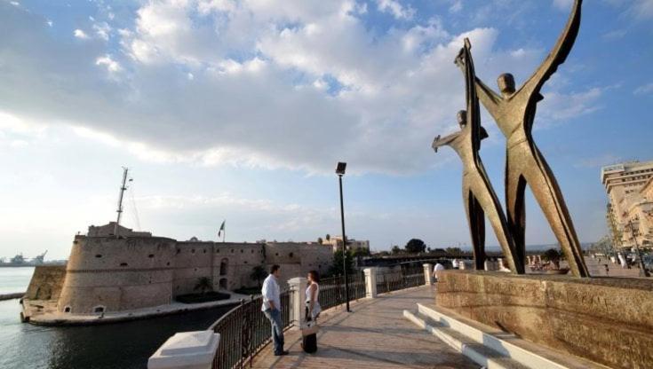 מלון טאראנטו Il Pavone מראה חיצוני תמונה
